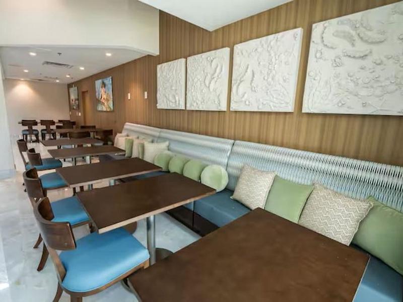 ECF1784BF23C5E19E818FF5DCB5B7814