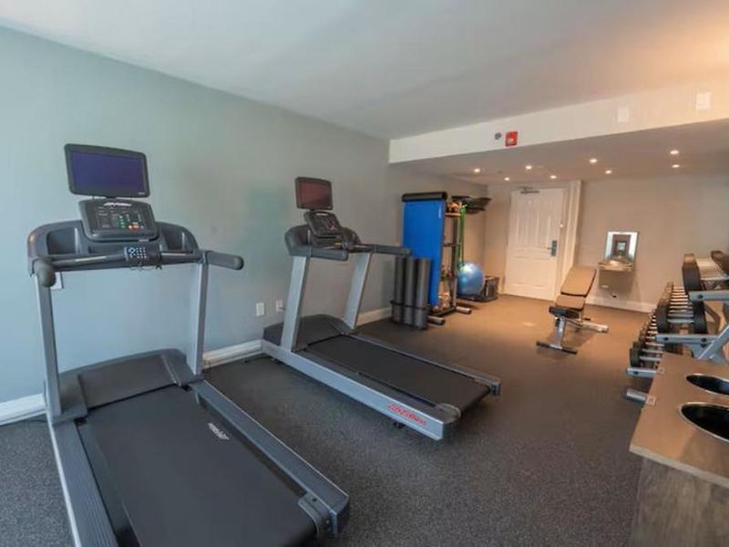 E064E348E52D01FF38C04827DA124395