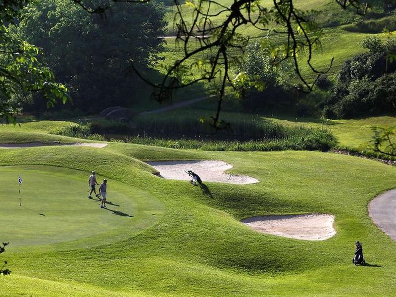 3DF90D1BC0899DAD61A8AF9D2348F1B0