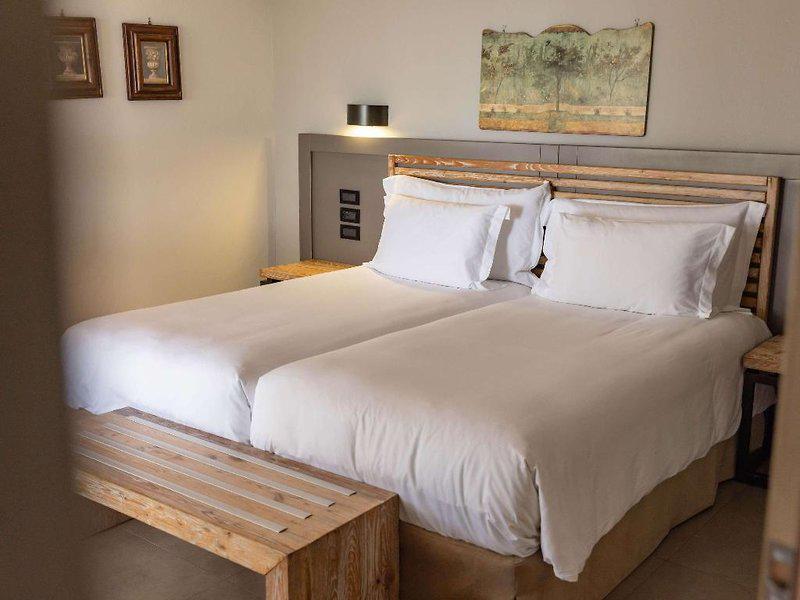 19DEDA97A3ED141048EF8F1813C0DE70