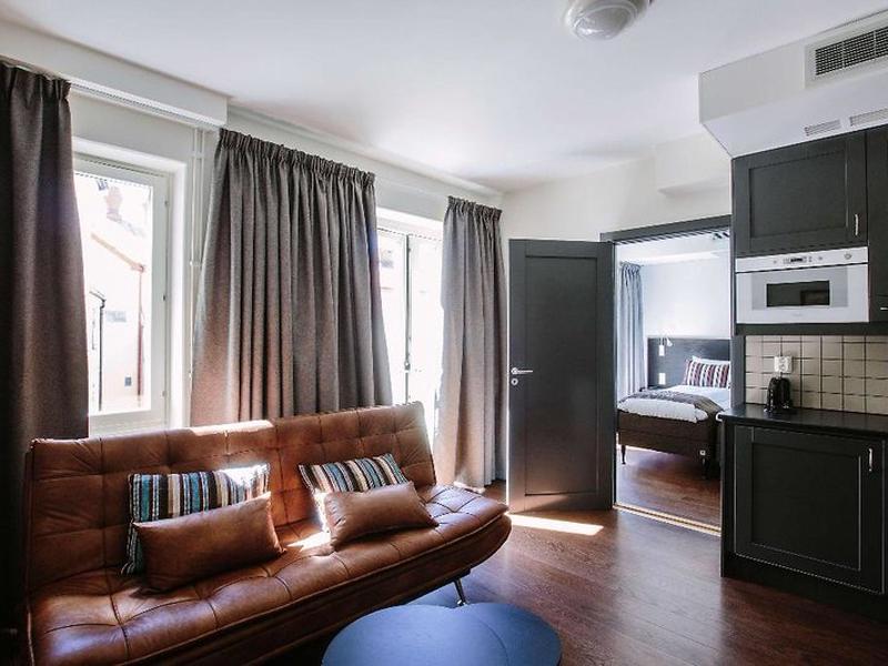 E685510260F5218DC4C4D9C602071FBE