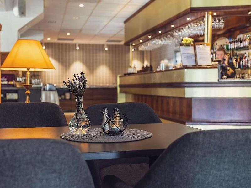 EAA31CA93185456D936B5543EDF95A93