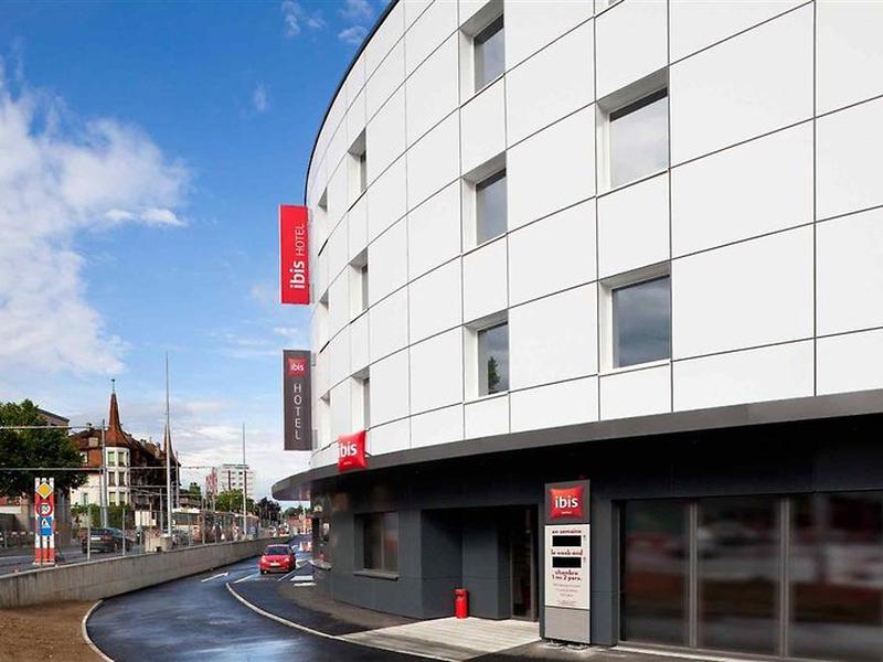 CD64E6127F5E80C15A443BBE0C5831AE