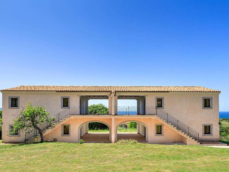 AFBDC072FB24E80EF84ABF39B678E6EC