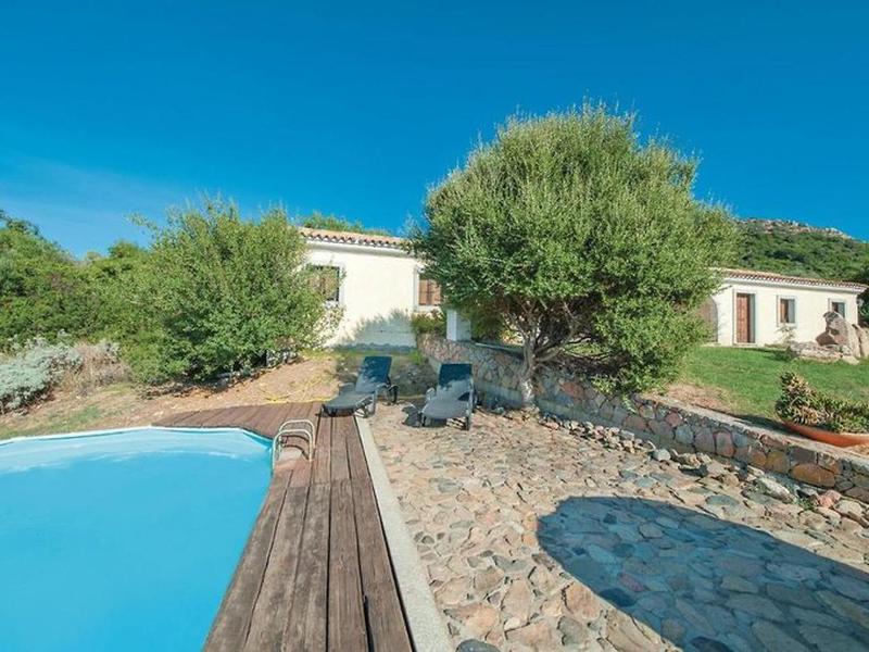 73D8A9B54B4EEA9B0BB15602A2F3D8BF