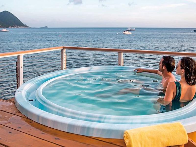 0E35A3FF3B5916EAFE6DAD59DEA95886