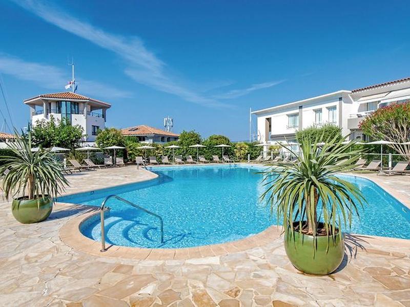 B5D764F31FCD0CEAF836C9F3256A4733