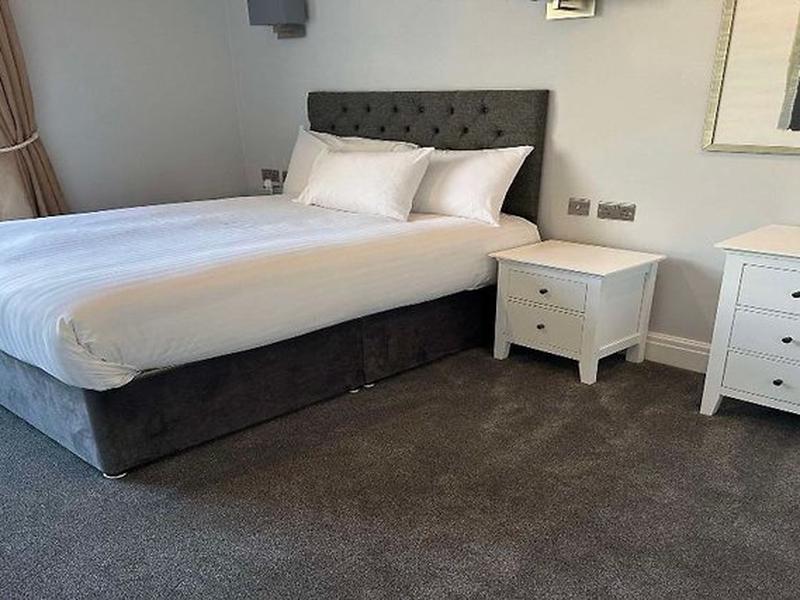 6EE2B54F41D70C477D01B5D4132A6321