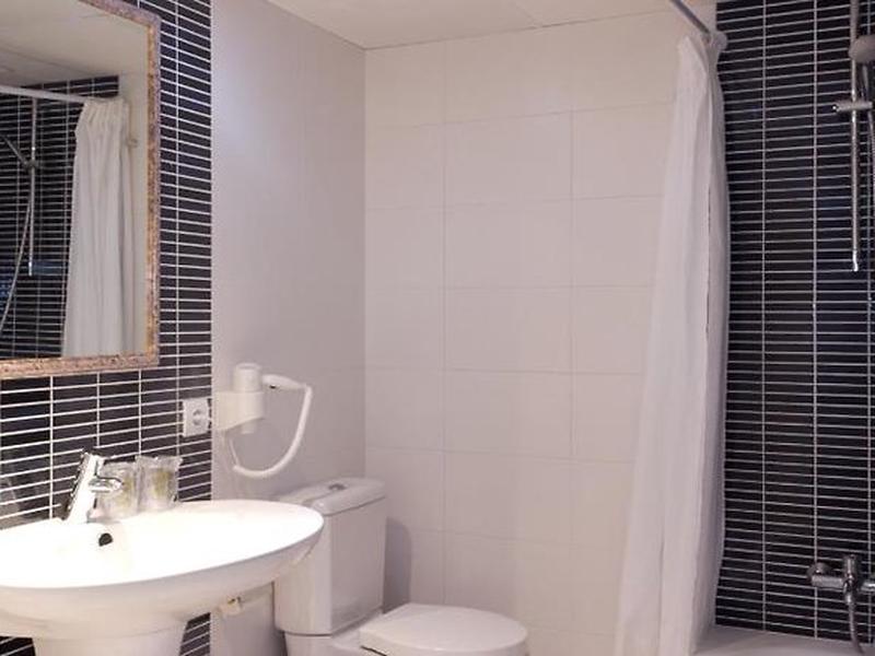 4D7A52780C9066002090F2EAD8836FD8