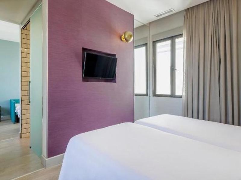 B56F972FDF2E35F3B7F9030AEF143FBA