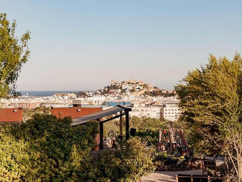 B2BC49E3330AE96B34D9889C3781F443