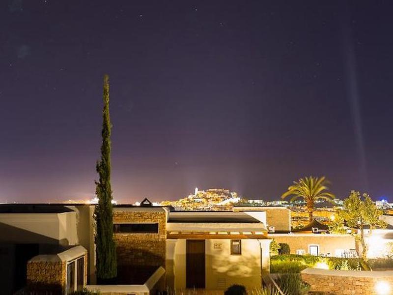 DCABD411F540CBDDED98F9ABA0B6EDAE