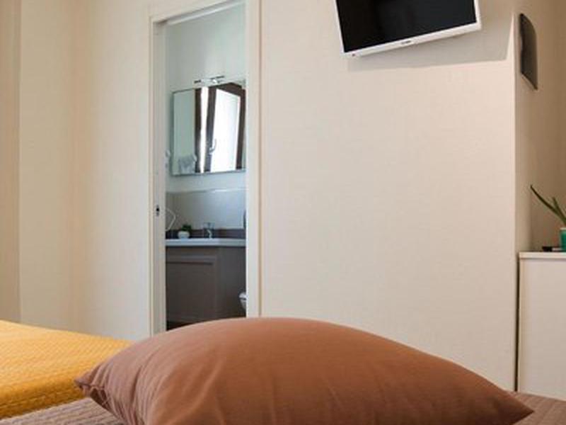 31783C15B2D7015DDEA754E08D909825