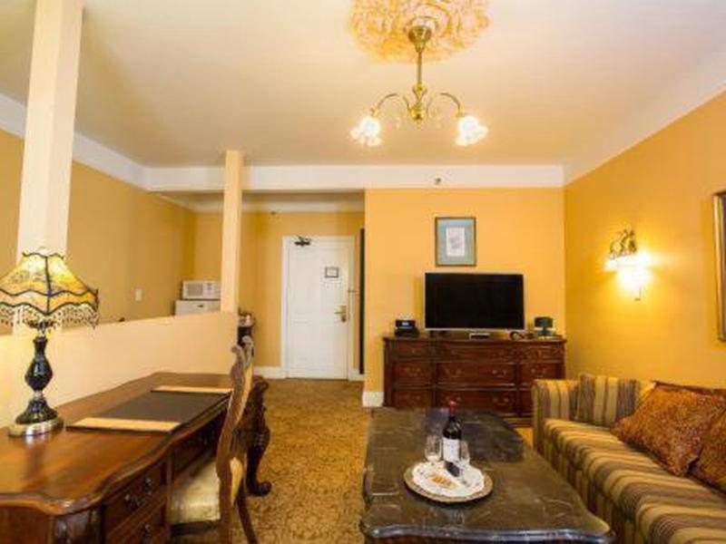 00ECC60A225F0265DD686E6685F5ABFF