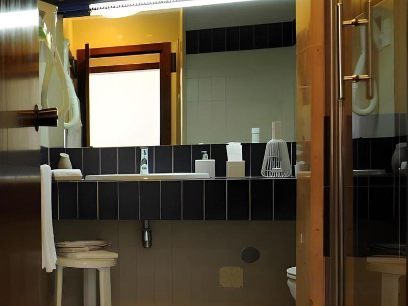 C891B0CA303E298D5A228A51864F0131