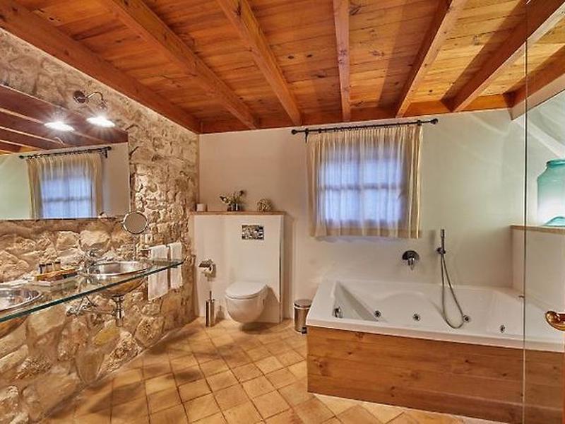 DC365C3C51F8E1FC694693125332602A