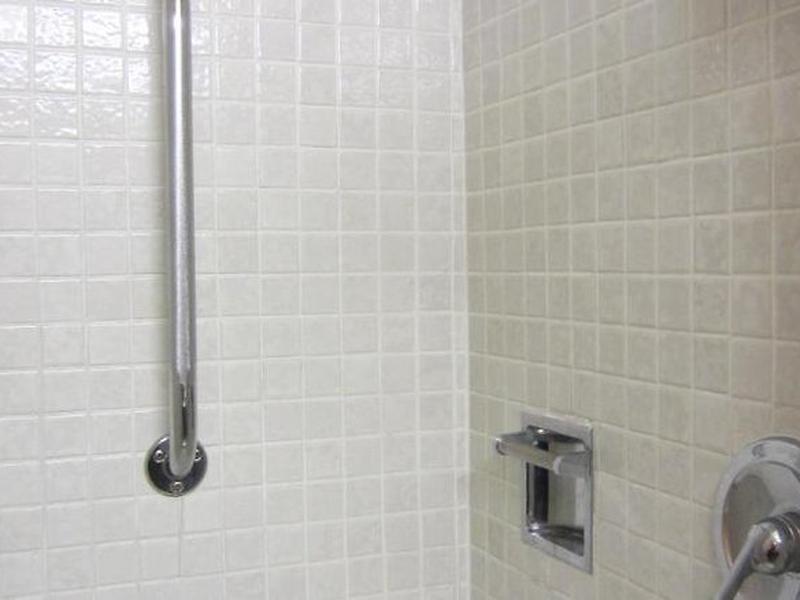 DB28B2BD75696D19B3ADDA678EE45429