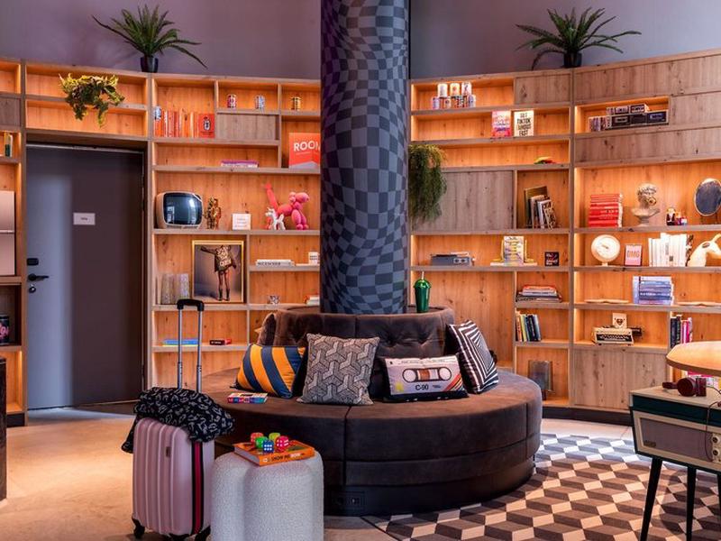 1B92D8294A9DEF4382653F9B15078460