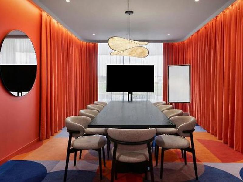 98ED891F8883B21D94792BC73B10B7A7