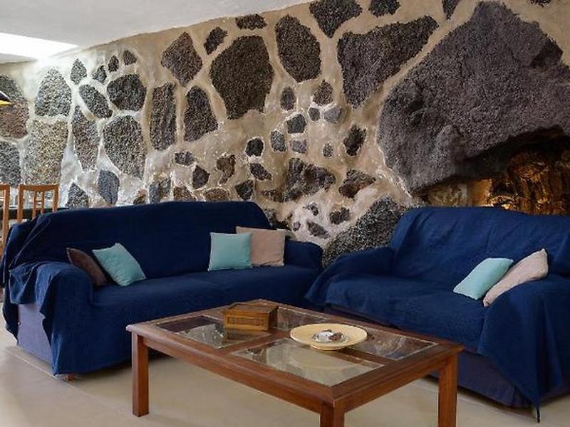 7A306EA12EDAC65F5A54D22B7E0A781E