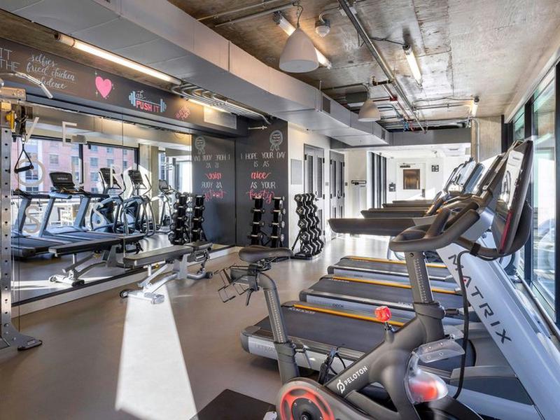 C272A2F27E63670BAC3B99E72FA940EA