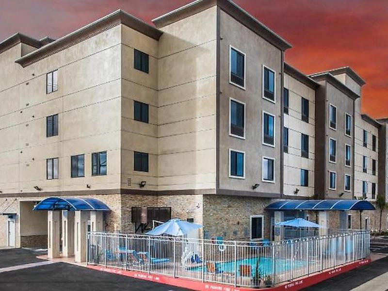 95C90C655E2210DC10647FE91D4C991A