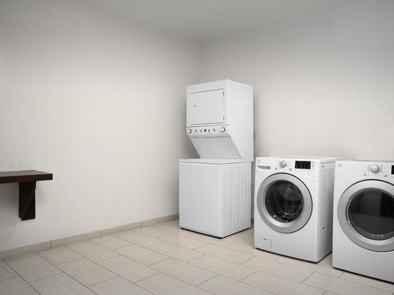 D77E422B5D2BDAA6A37A54304BB0D844