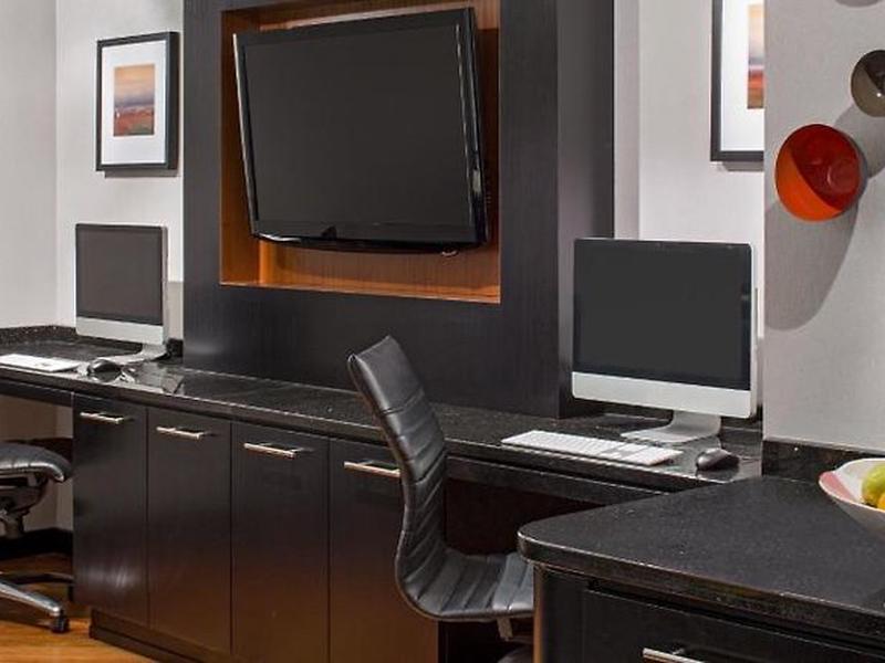 4F17BC46CF4592BBAD09E80E8409A6B2