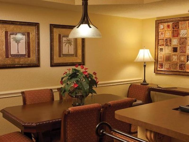 E65FDA2D17692C929EC067821091A20D