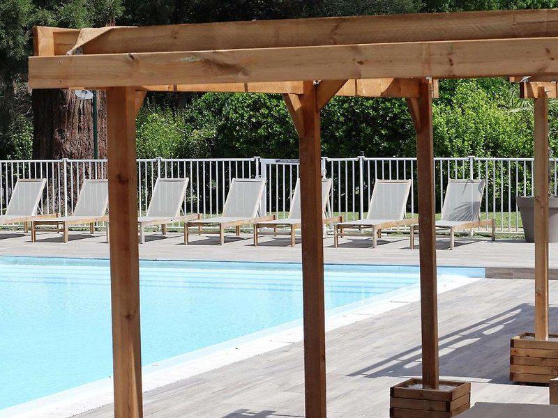 EC3C2070DB35B5BA8E6310040877D556