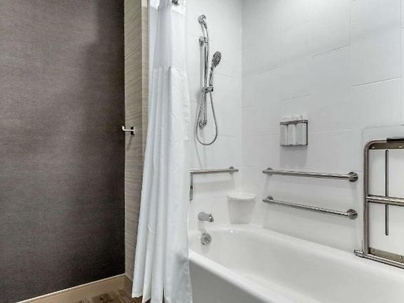 9FC6B470A9E455794E8DEB41CF5051A7