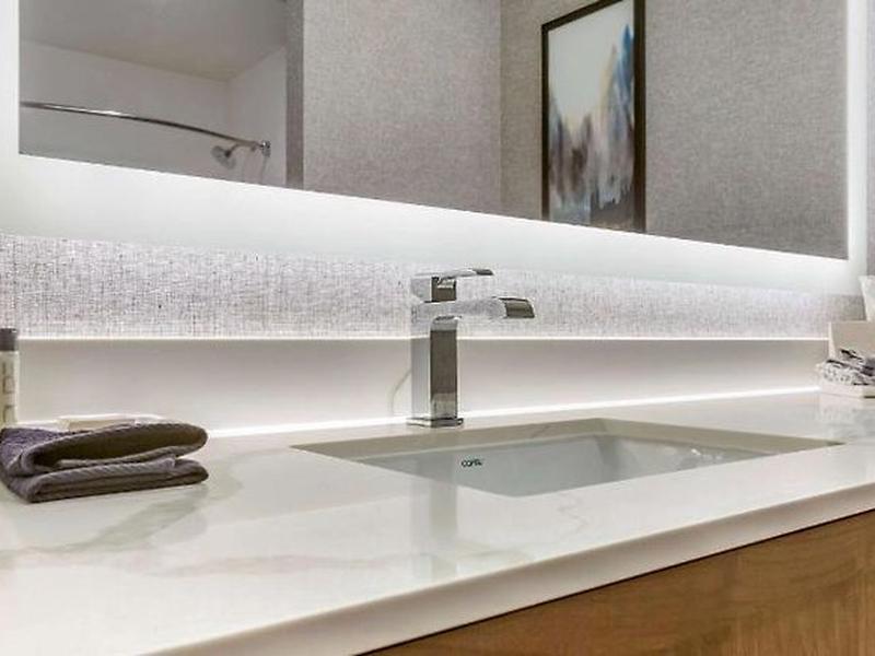 410B94708BBCB72EDE867A6900C17471