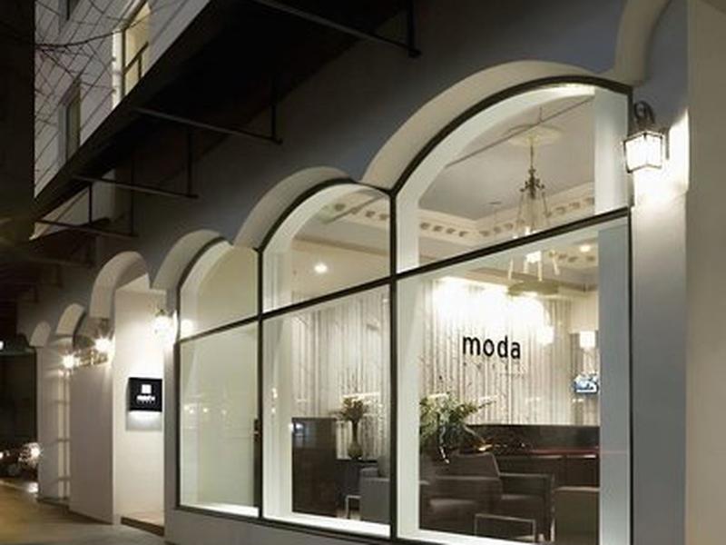 Moda Hotel