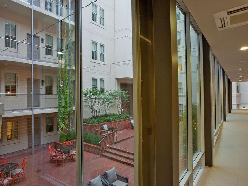 A51589919FF6E0836A14B5920EA8C32E