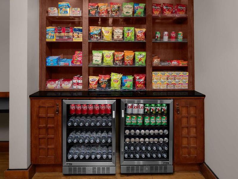 B688A41BEF3A96E654D7AF787B87B350