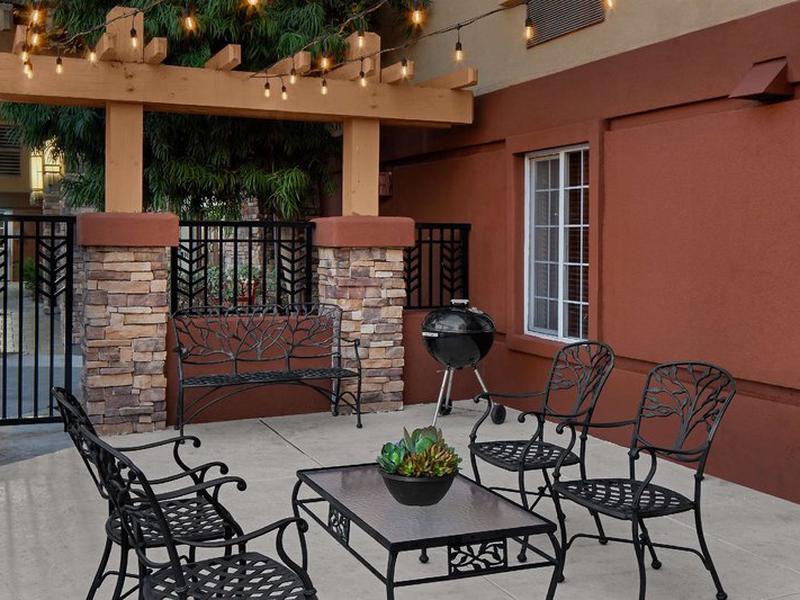 22F78E228B1A433A5DCC0036E0789814