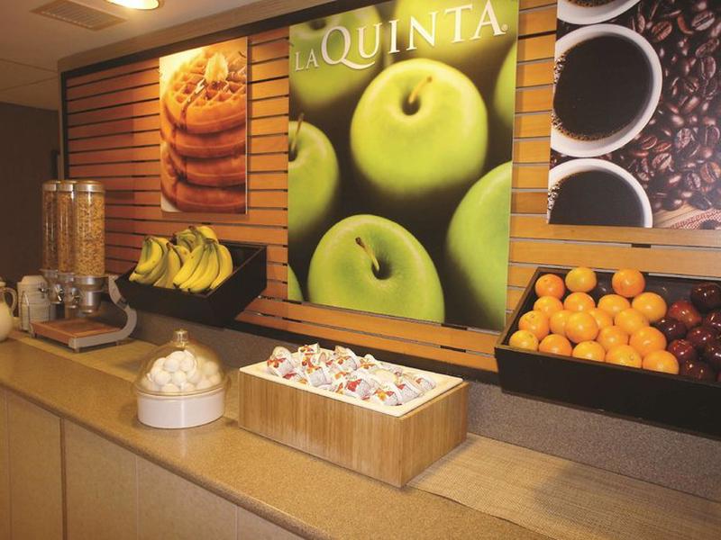 90512829FA932584BFD4BDBA8DEF16C0