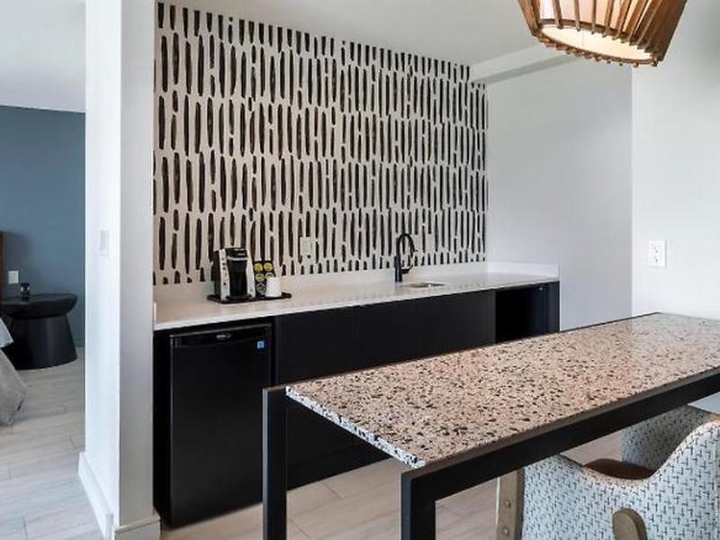 2B5272E18F02E05282A142DBEEDB10E0