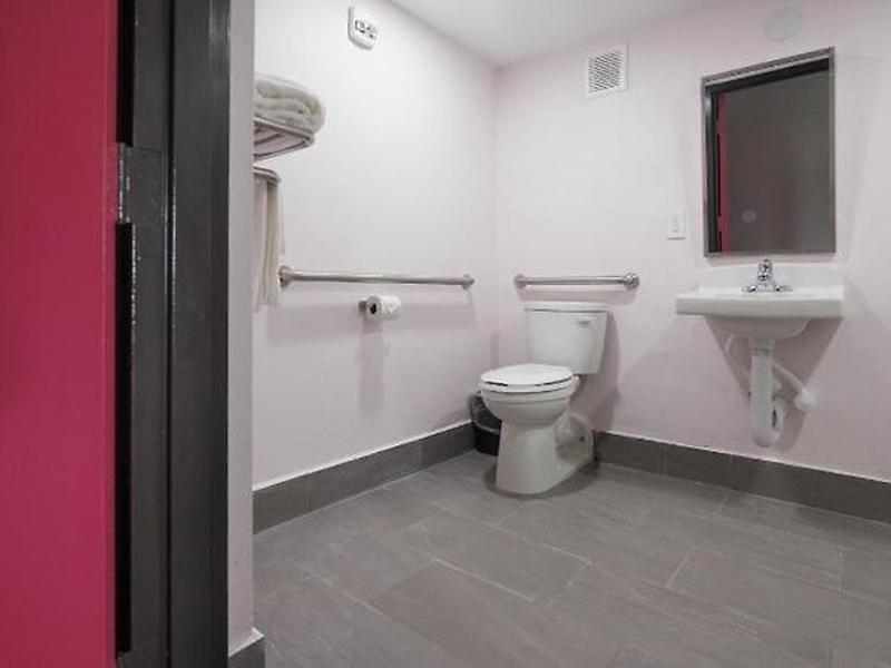 3998188F7AA321B85D3A3F5E3FD26025