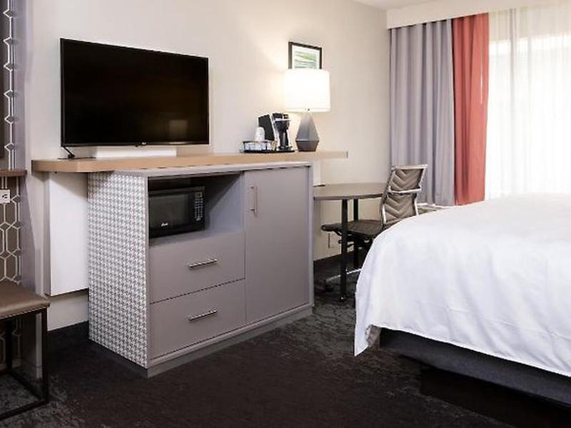 A5EC2AAC342542D9EF2414441D8E7338