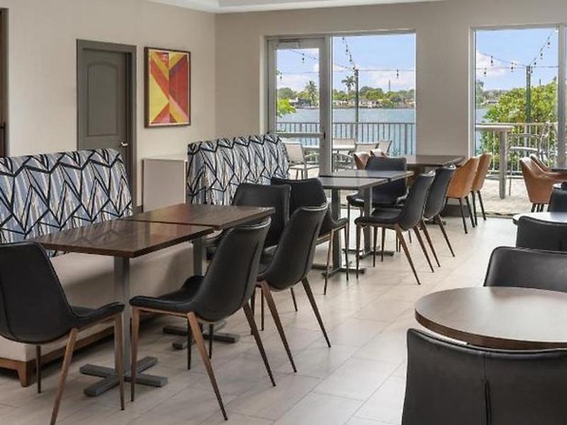 A98A23DB92E8A77523434F33EC4276DE