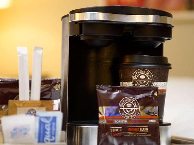 FB02DC8B87A49A89255595D22BD319A3