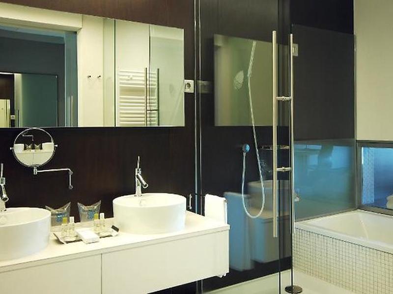 331ABF72E8DB1D8785CD5F5EB7F4EAC9