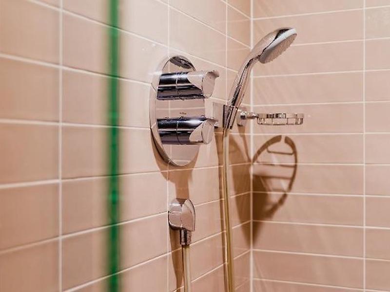 5822586AD6B884A6A95E138A01C827C3