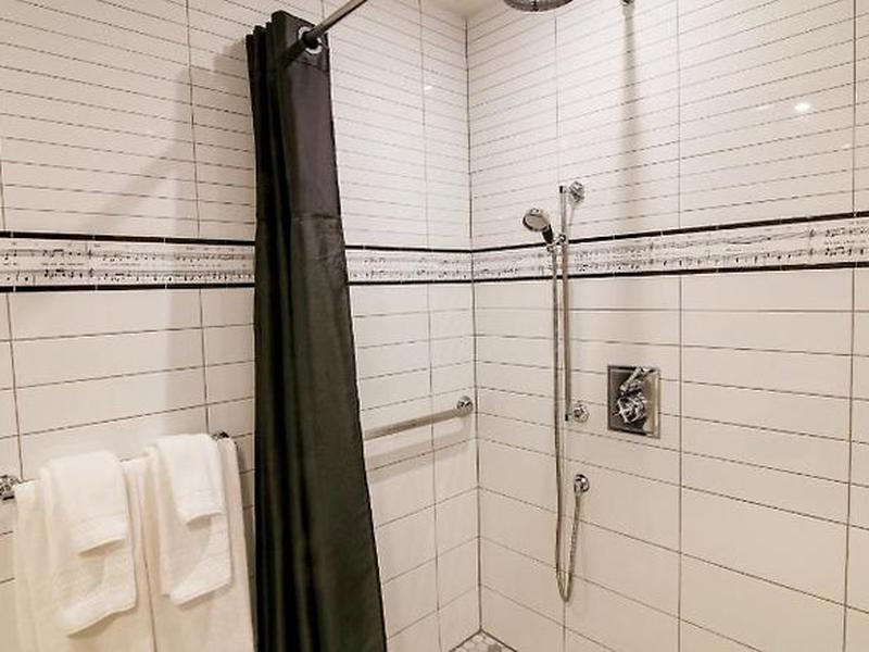 549E330372FF139E52966F21E9EF699C