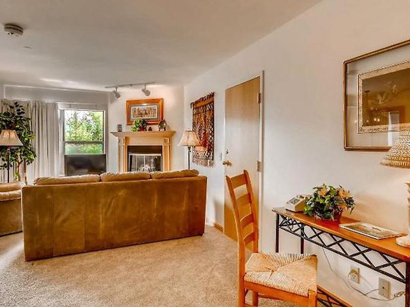 CB7DB0F9FA4B8BB693F36BDD459607BC