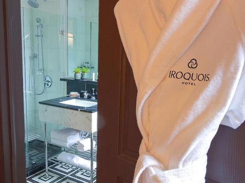 061816994DA3F5A60ED3B271F8BFF0F2