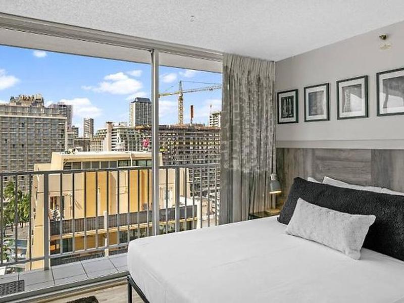 F94D4EBE55BB745350643985BDDB7880