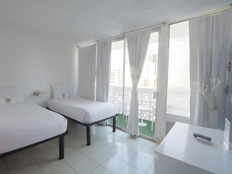 10BE19C588B41AC43B47B5E3903D0C48