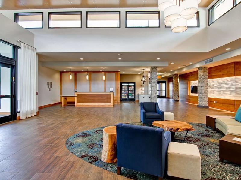 DB00C28E933738BCA36A1C2BD6384EA5